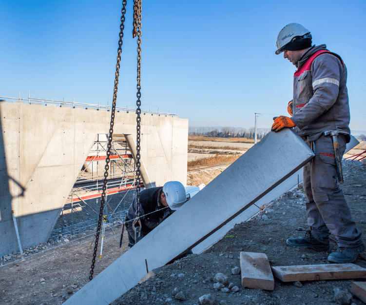 constructeur en ouvrages d’art chantier sécurité — La Construction